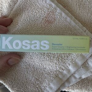 Kosas 04N Light Medium Concealer